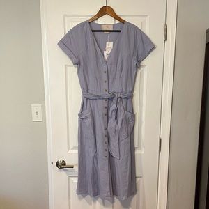 Gal Meets Glam. NWT. Lavender linen button front dress. Size 12